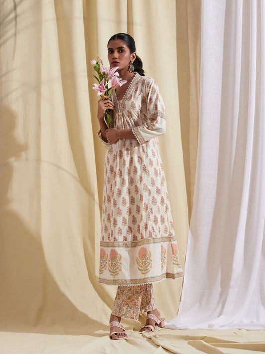 Floral Printed Cotton Kurta With Pants