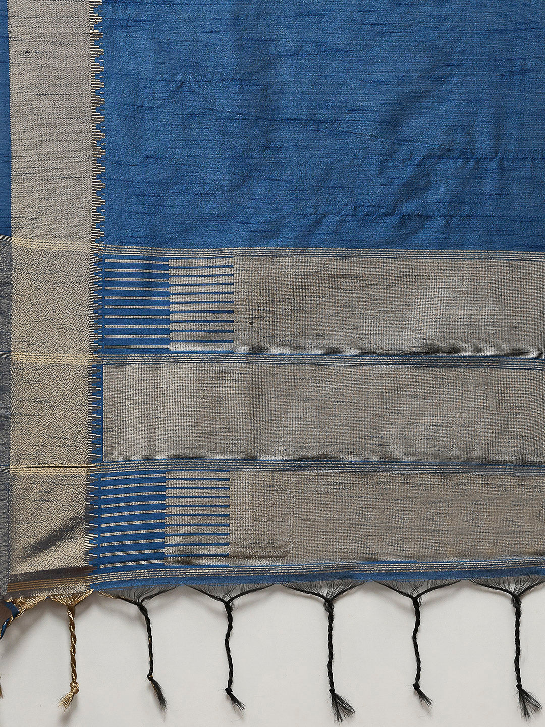 Plain Art slik Saree