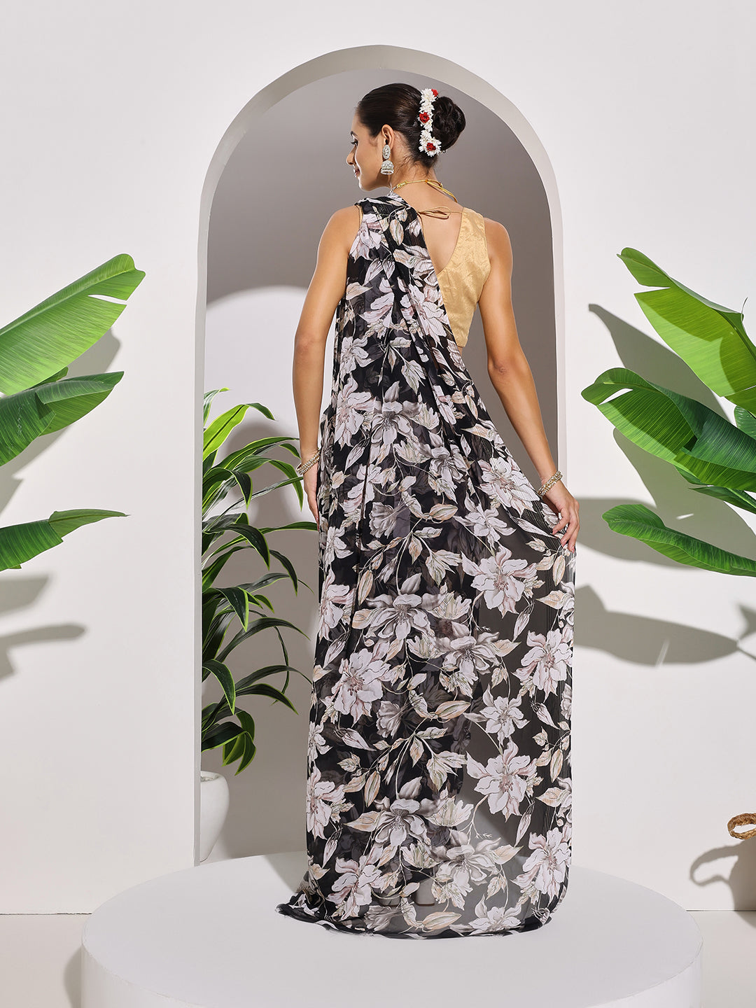 Floral Printed Georgette Saree