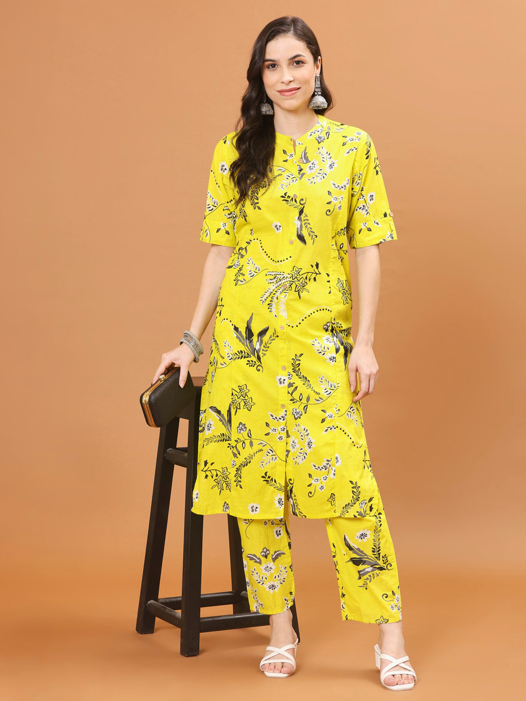 Floral Printed Cotton Kurta With Pants