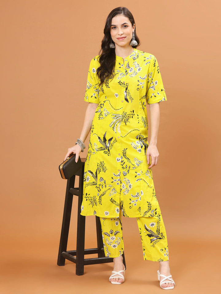 Floral Printed Cotton Kurta With Pants