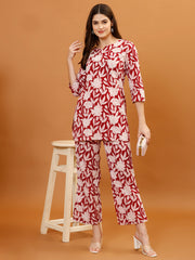 Digital Printed Cotton Blend Kurta With Pants