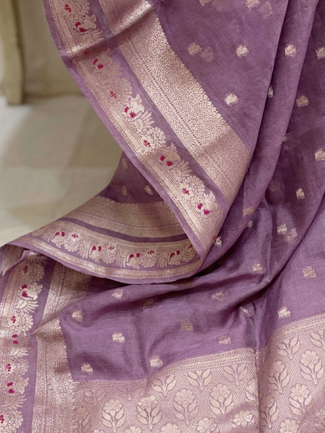 Zari Woven Art Silk Saree