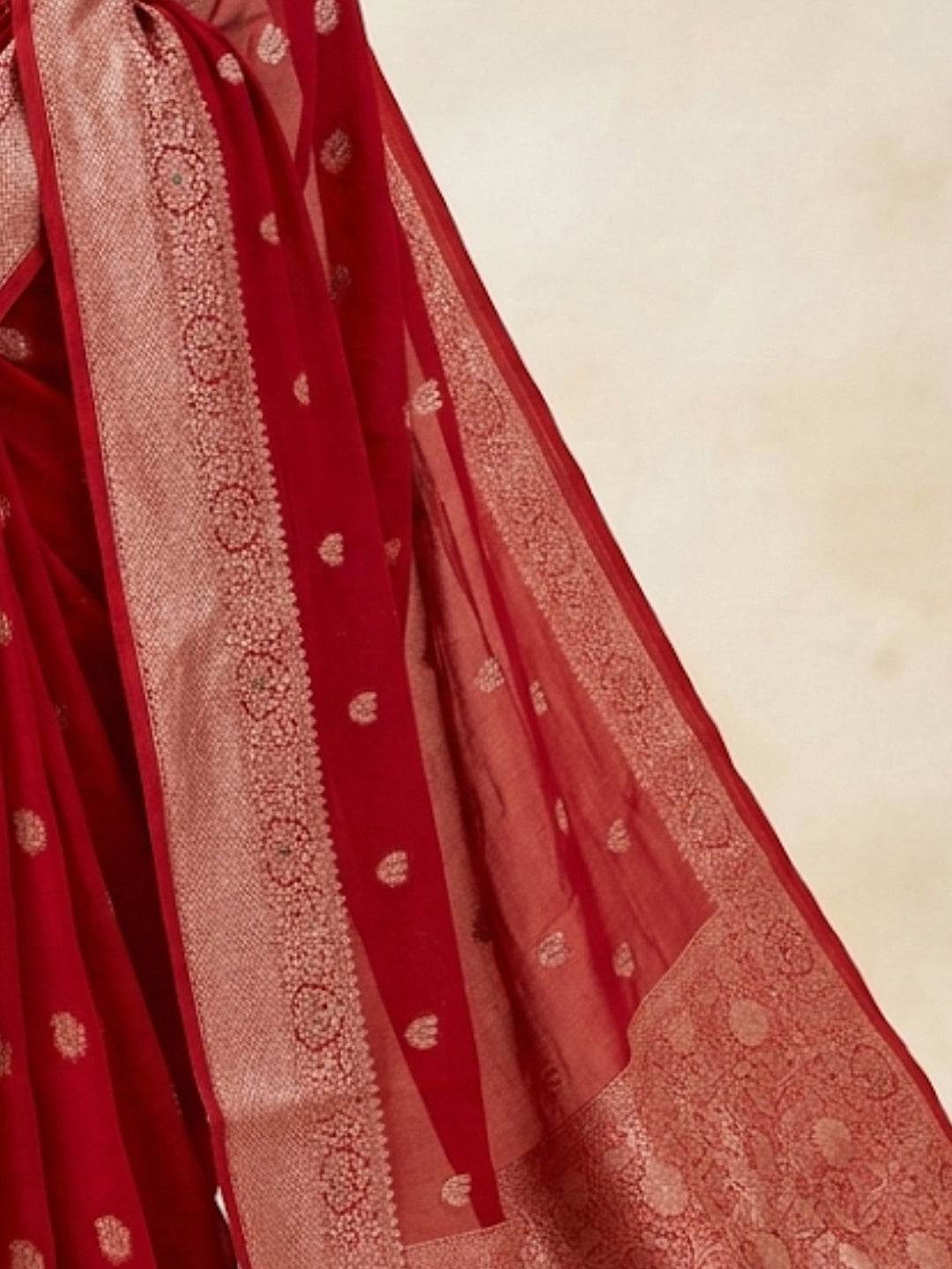 Zari Woven Art Silk Saree