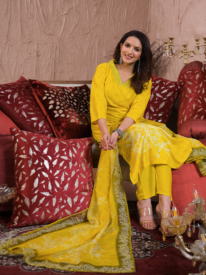 Neck Embroidery Cotton Blend Kurta With Pants &amp; Dupatta