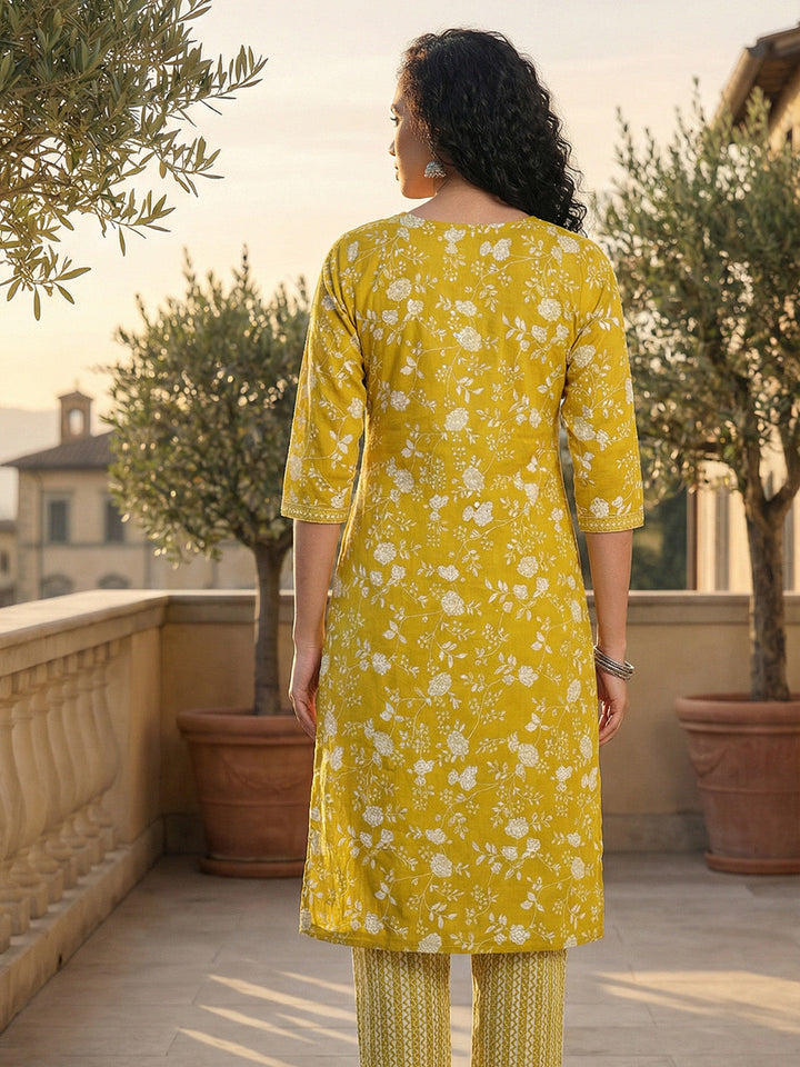 Printed Cotton Blend Kurta With Pant &amp; Dupatta