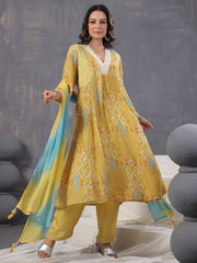 Neck Embroidery Muslin Kurta With Pants & Dupatta