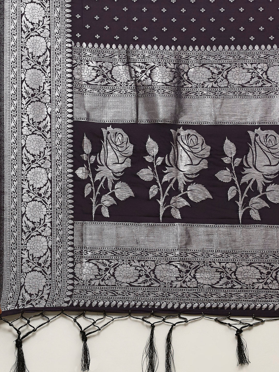 Zaari Jaal Crepe Saree