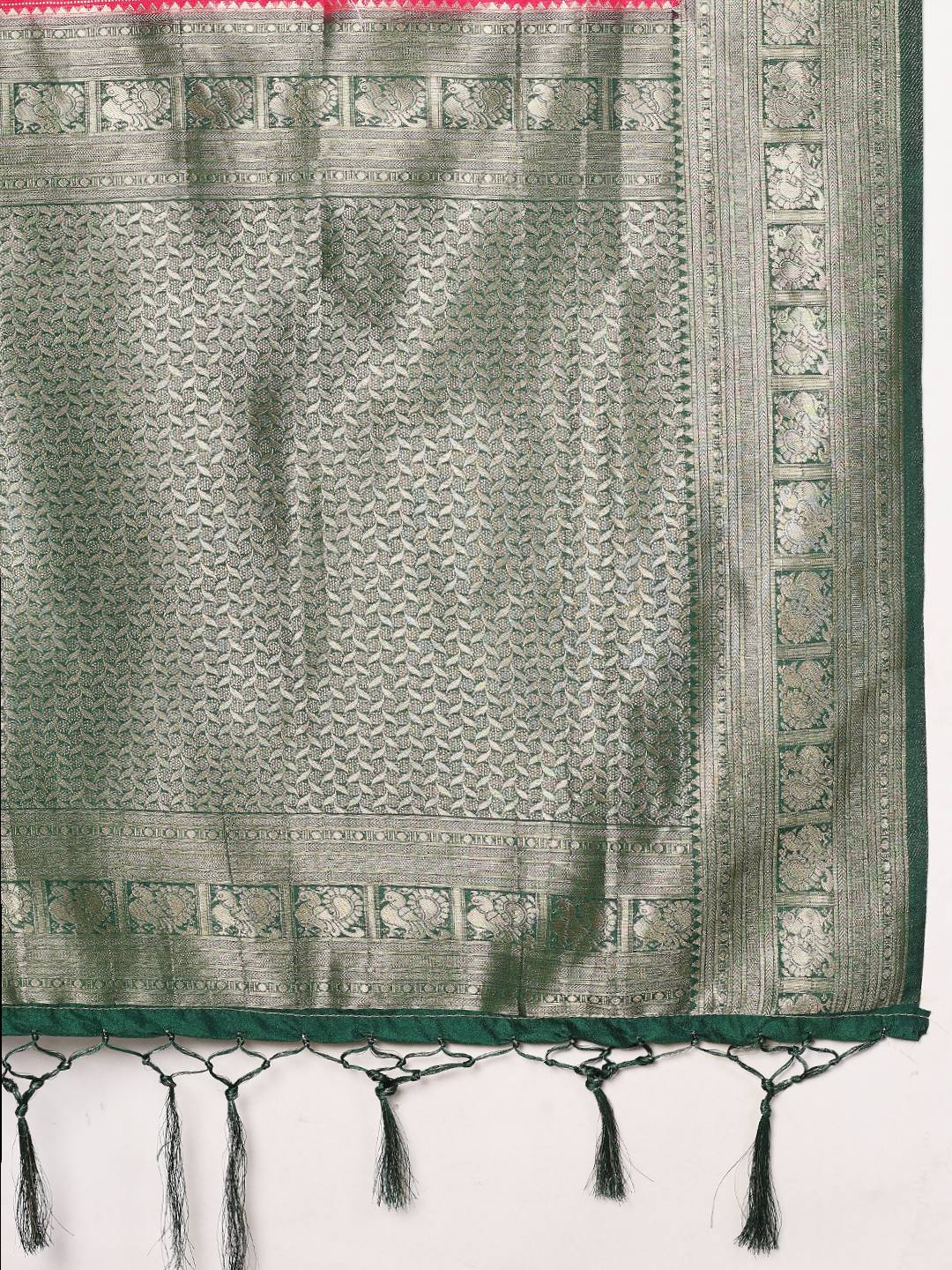 Plain Crepe Saree