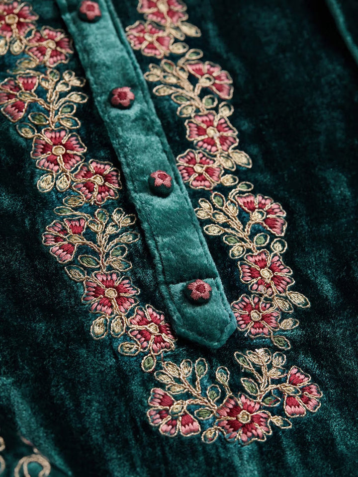 Embroidered Velvet Kurta With Pant &amp; Dupatta