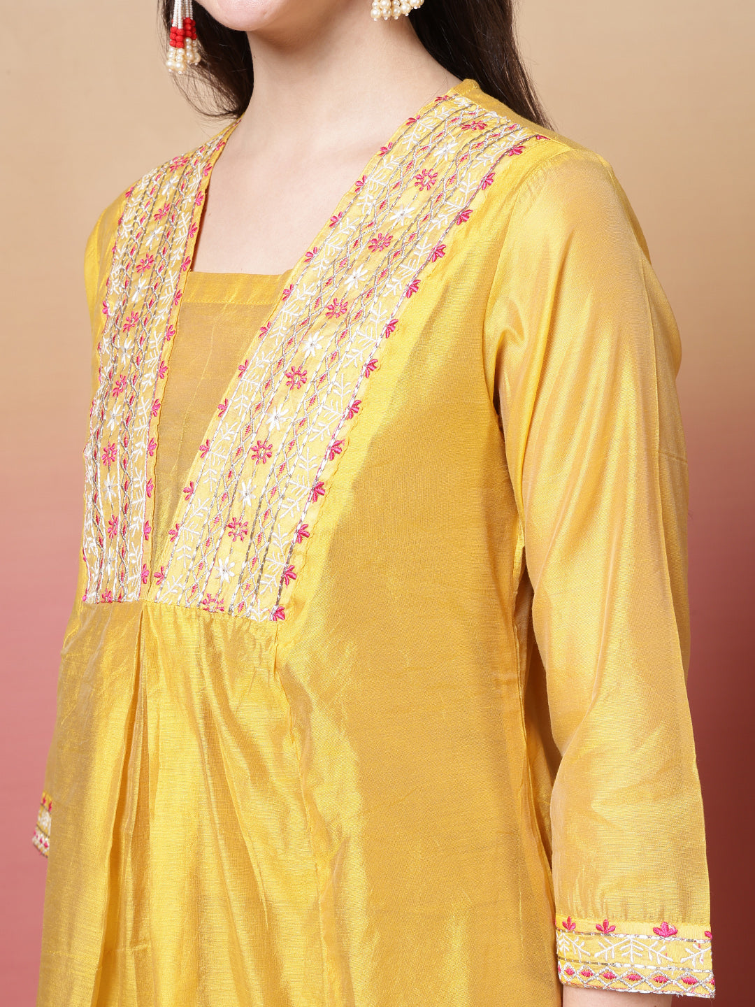 Embroidered Chanderi Kurta With Pant &amp; Dupatta