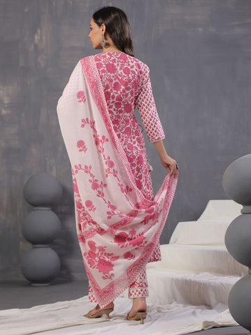 Digital Floral Printed Cotton Blend Kurta With Pants & Dupatta