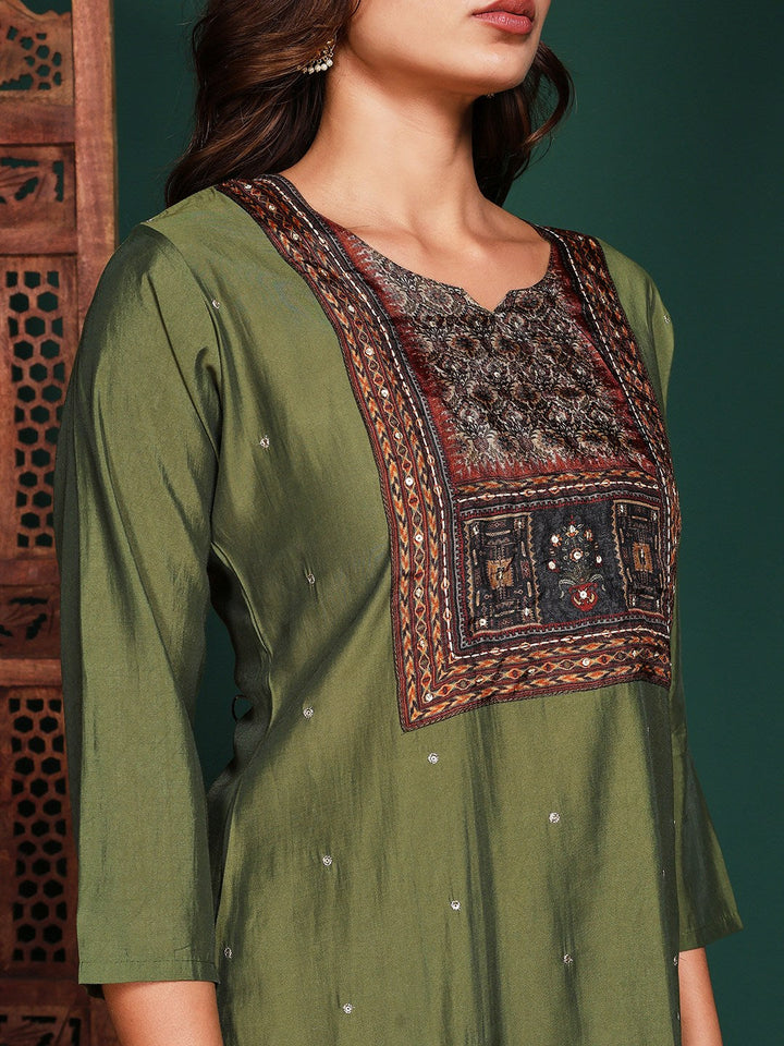 Floral Printed Cotton Blend Kurta With Pant &amp; Dupatta