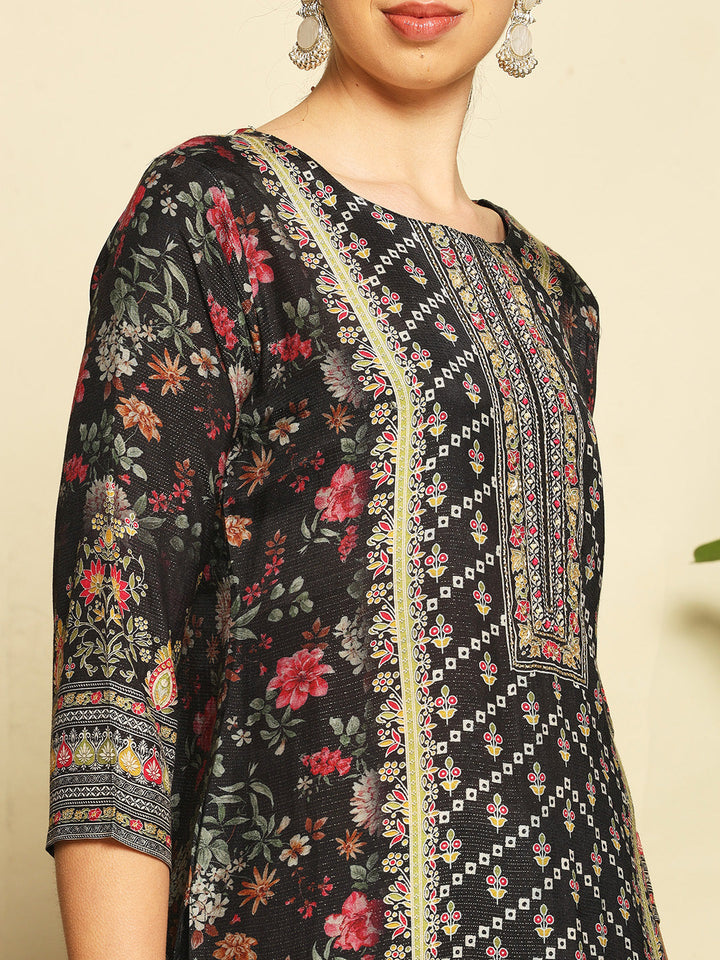 Printed Muslin Suit With Pant &amp; Dupatta