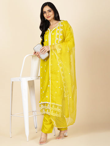 Resham Booti Cotton Kurta With Pants & Dupatta