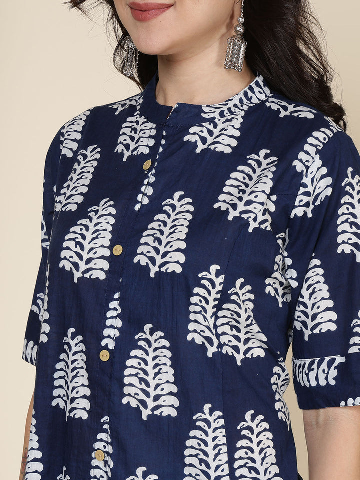 Printed Cotton Blend Kurta With Pants