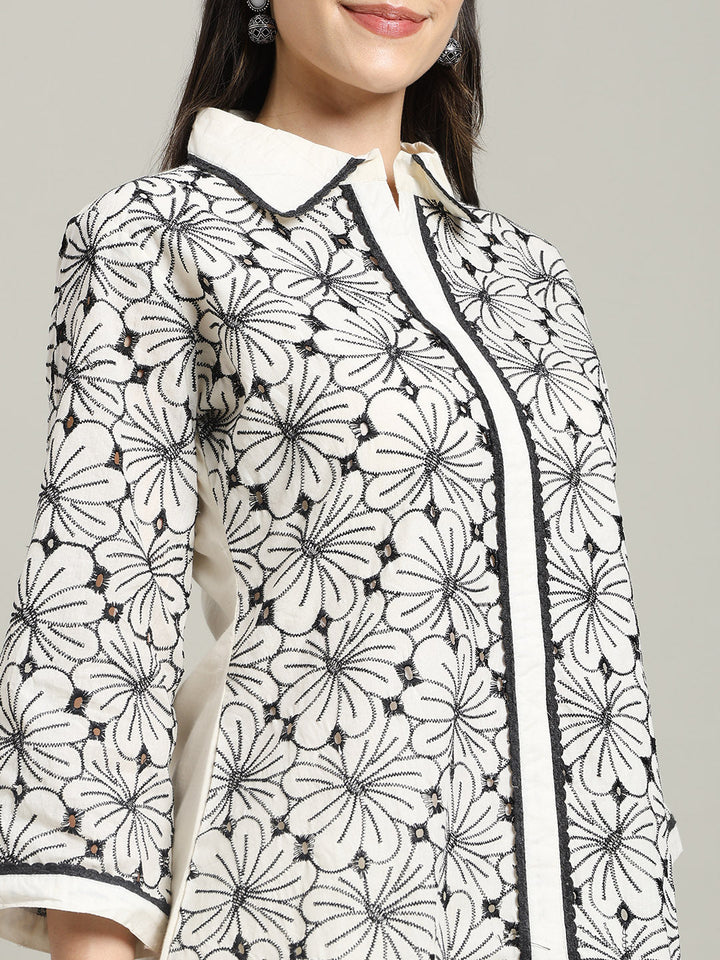 Thread Embroidery Cotton Blend Kurta With Pants