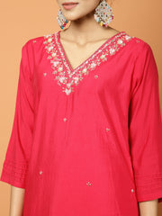 Plain Muslin Kurta With Pants & Dupatta