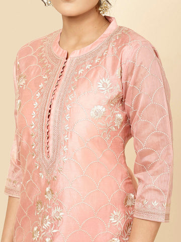 Embroidered Chanderi Kurta With Pants & Dupatta