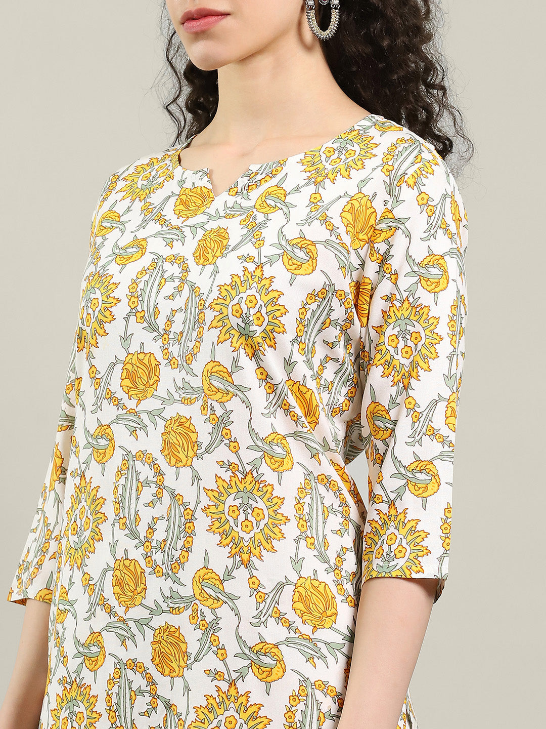 Printed Cotton Blend Kurta & Pants
