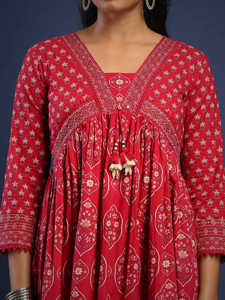 Pink Cotton Blend Printed Straight Suit Set