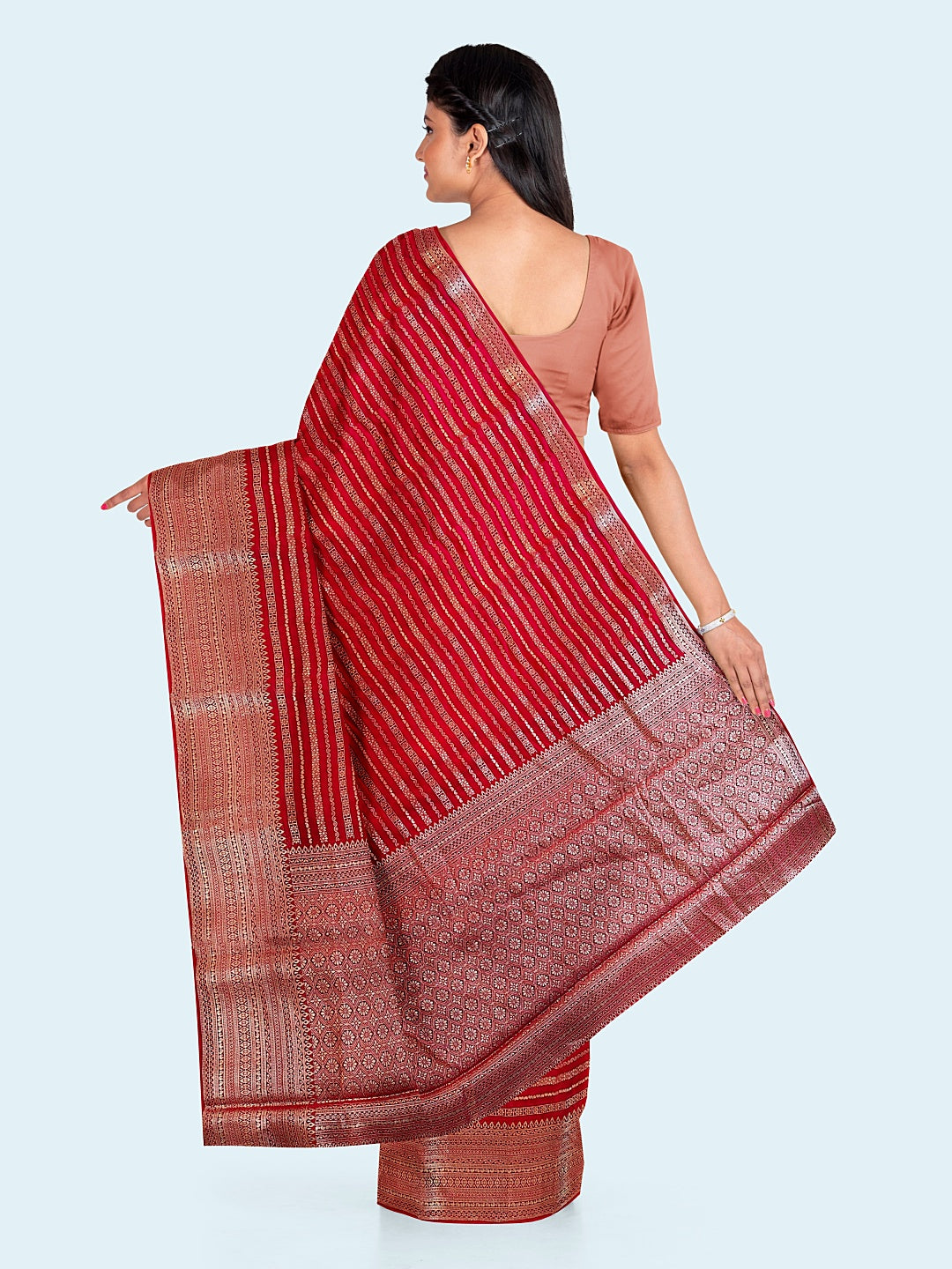 Zari Border Woven Georgette Saree