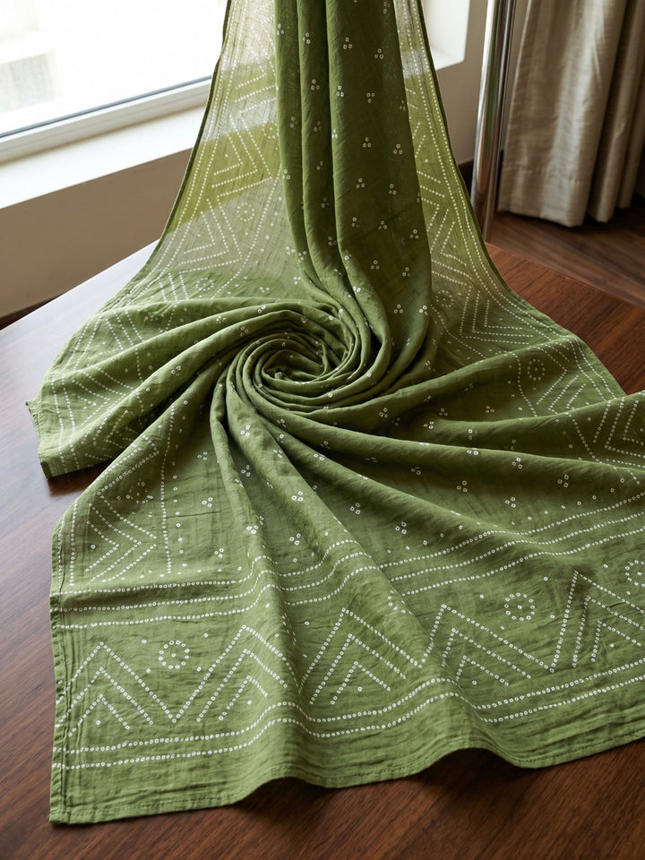 Green Embroidered Cotton Blend Straight V Neck Suit Set