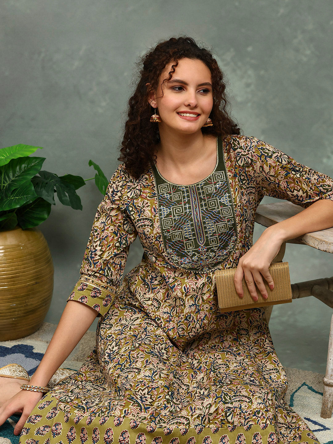 Yoke Embroidered Cotton Blend Kurta