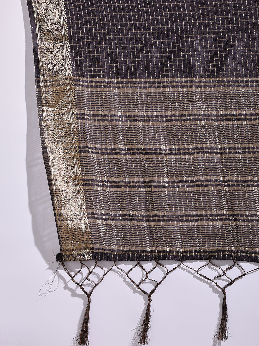 Zaari Jaal Tussar Saree