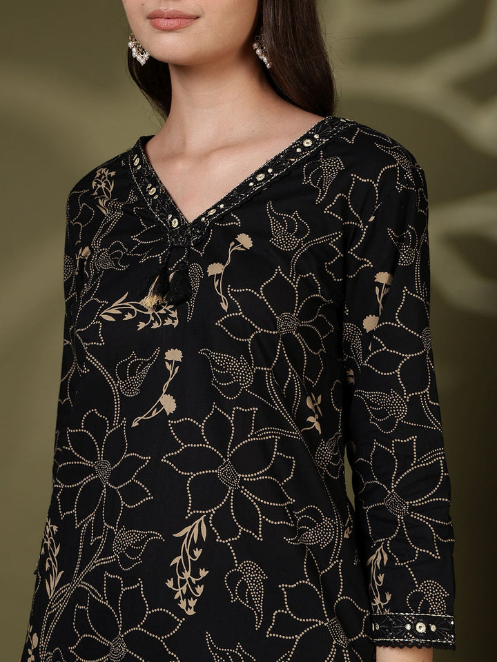Printed Cotton Blend Kurta With Pant &amp; Dupatta