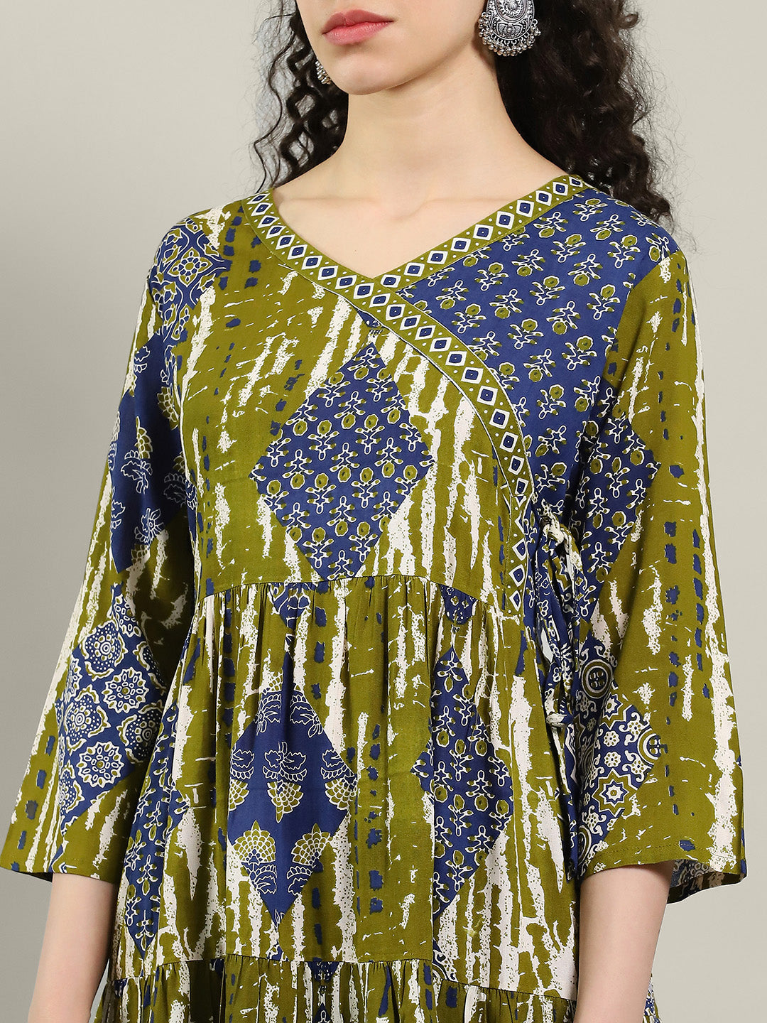 Printed Cotton Blend Kurta & Pants