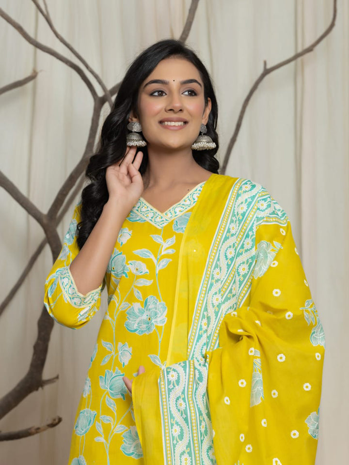 Yellow Embroidered Cotton Blend Straight Suit Set With Dupatta