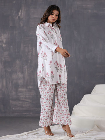 Floral Printed Cotton Blend  Kurta With Pants