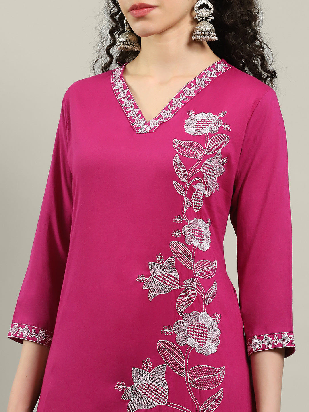 Embroidered Cotton Blend Kurta With Pants