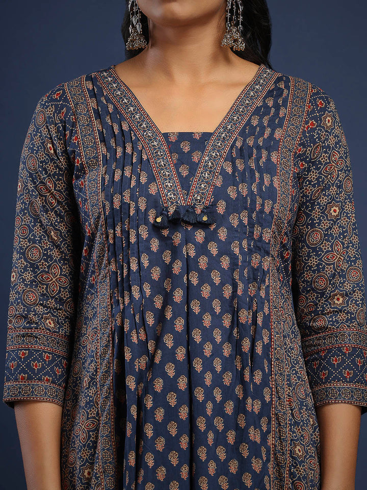 Blue Cotton Blend Printed Straight Suit Set