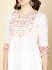 Booti Printed Cotton Kurta With Pants & Dupatta