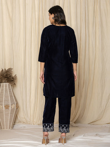 Zari Neck Embroidered Velvet Kurta With Pants