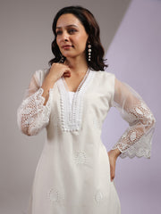 Lace Neck Cotton Blend Kurta With Pants