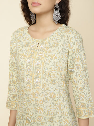 Floral Printed Cotton Kurta With Pants