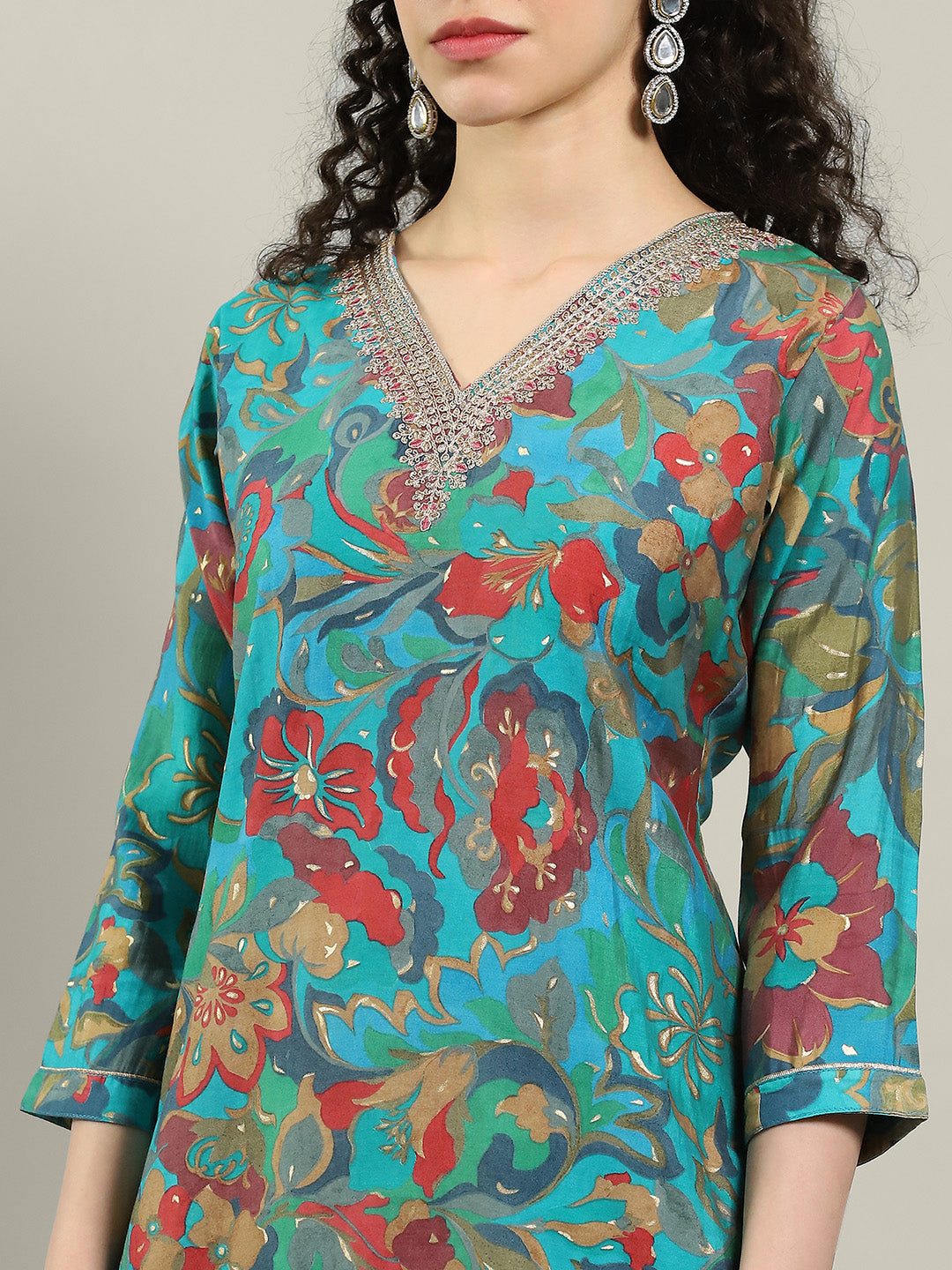 Printed Neck Embroidered Muslin Kurta