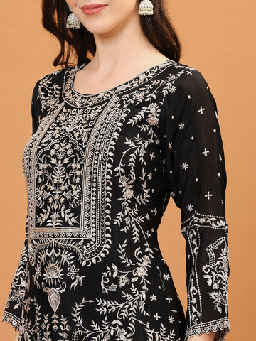 Resham Embroidery Crepe Kurta With Pants & Dupatta