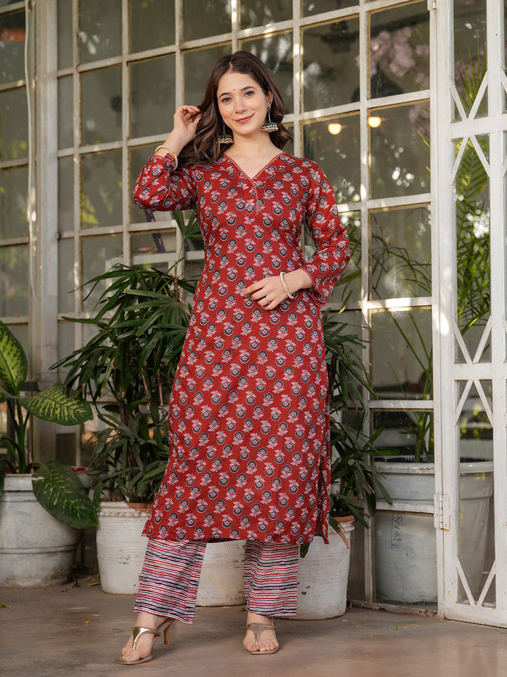 Neck Embroidery Cotton Blend Kurta With Pants &amp; Dupatta
