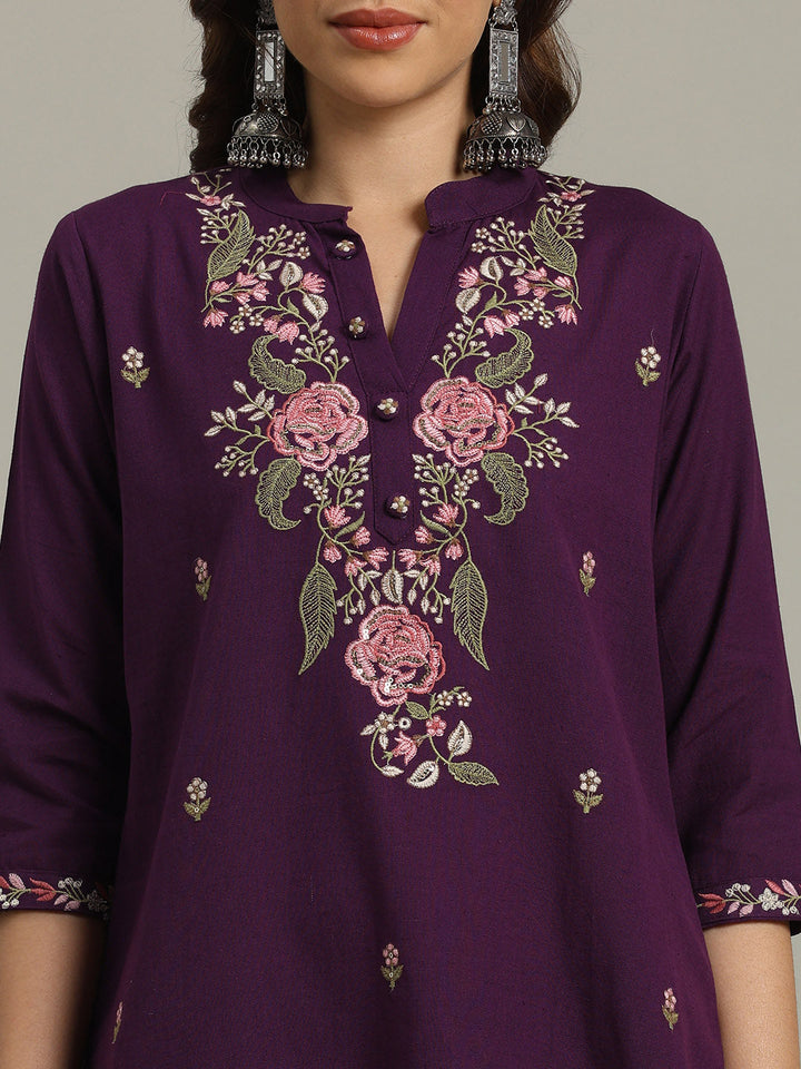 Resham Embroidered Cotton Kurta With Pants &amp; Dupatta