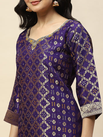 Woven Banarasi Kurta With Pants & Dupatta