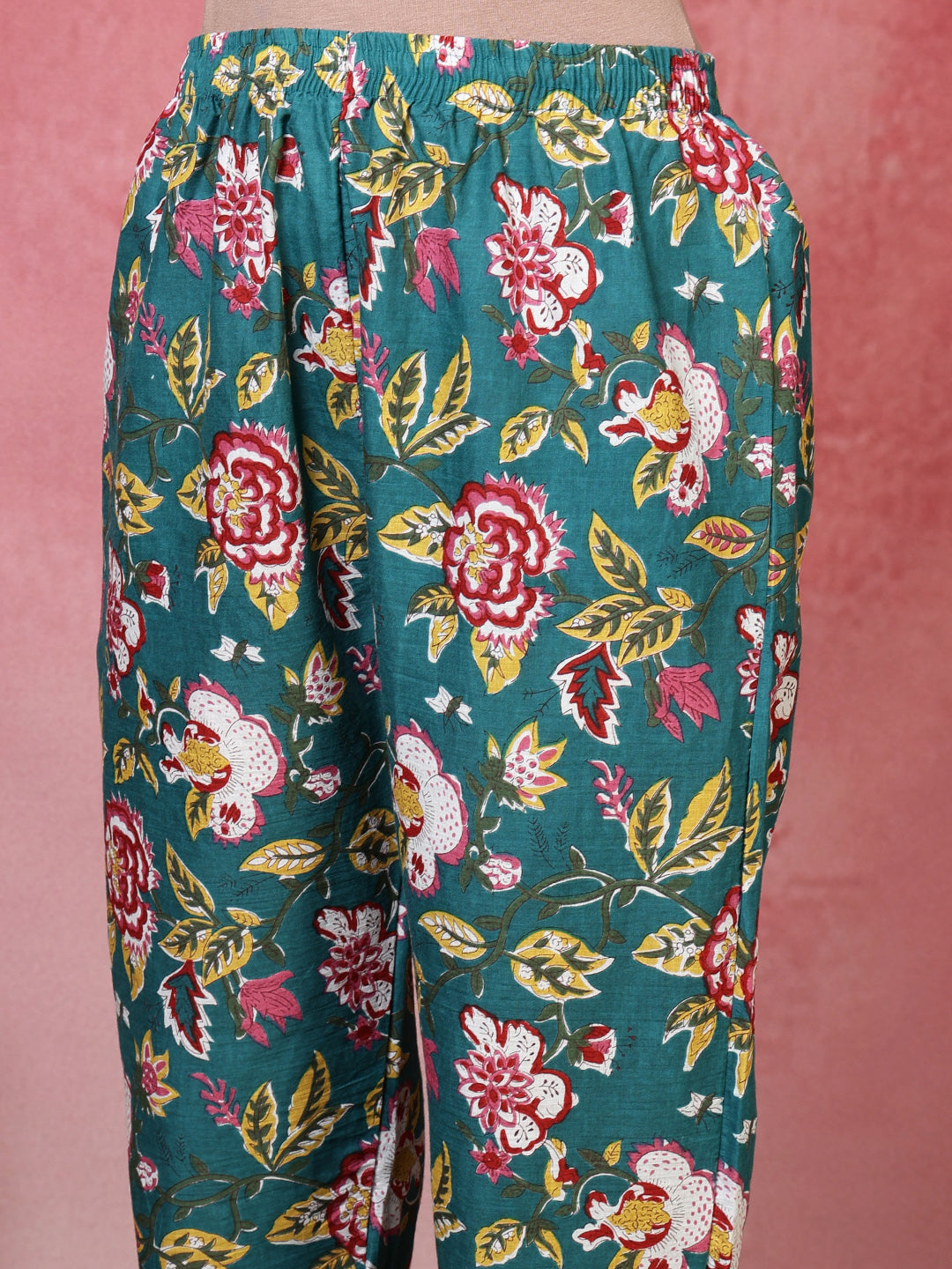 Printed Cotton Blend Kurta With Pants