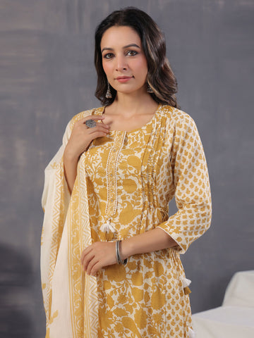 Digital Floral Printed Cotton Blend Kurta With Pants & Dupatta