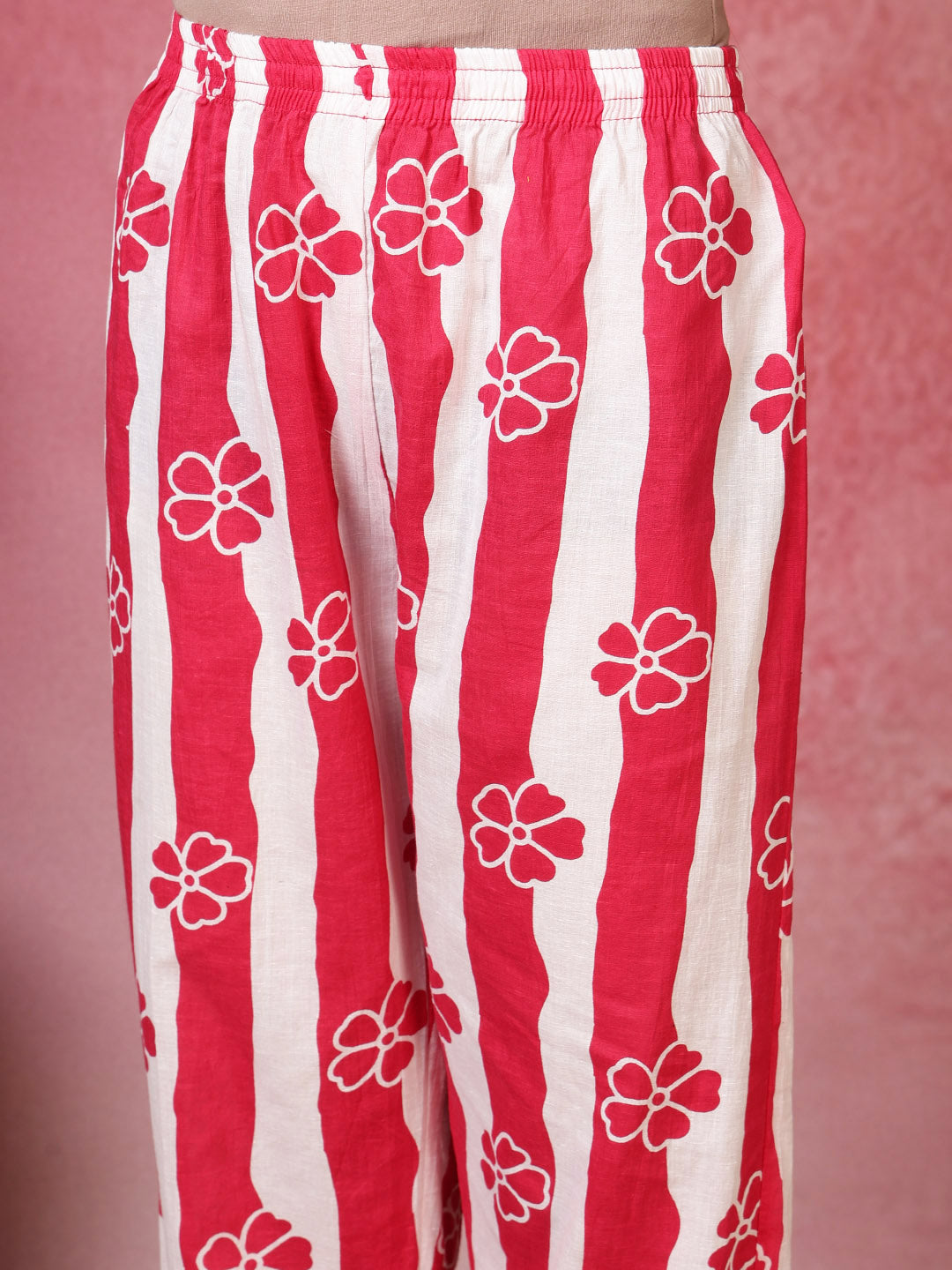 Printed Cotton Blend Kurta With Pants