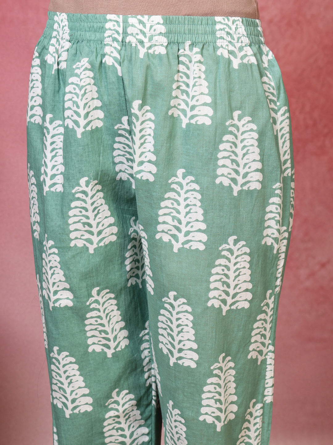 Printed Cotton Blend Kurta With Pants