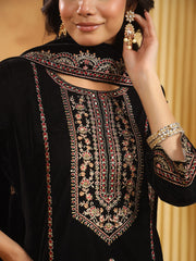 Neck Zari Embroidered Velvet Kurta With Pants & Dupatta