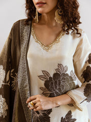 Neck Embroidered Chanderi Kurta With Pants & Dupatta